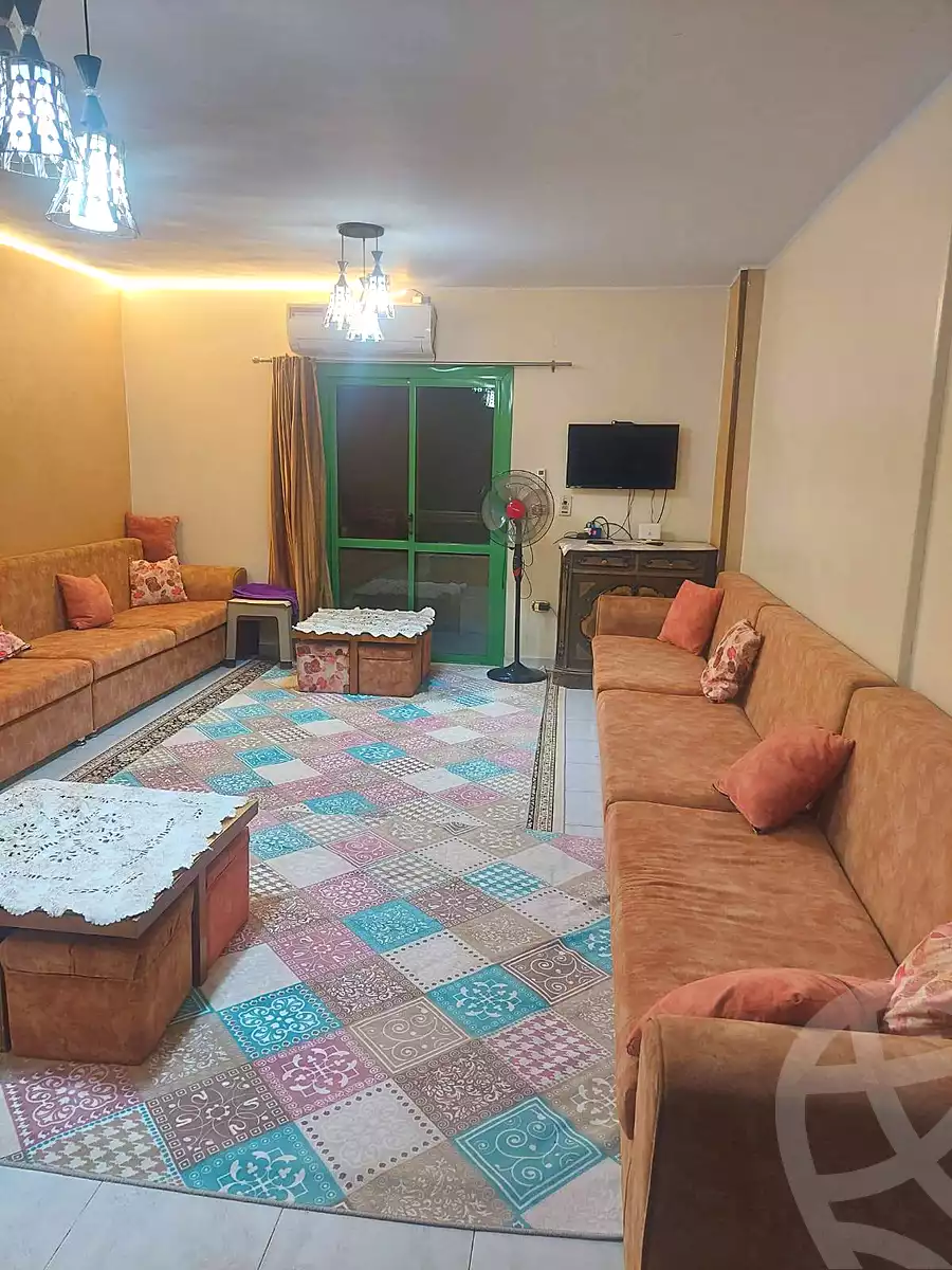 https://aqarmap.com.eg/ar/listing/7005110-for-sale-cairo-helwan-ahmed-enci-st