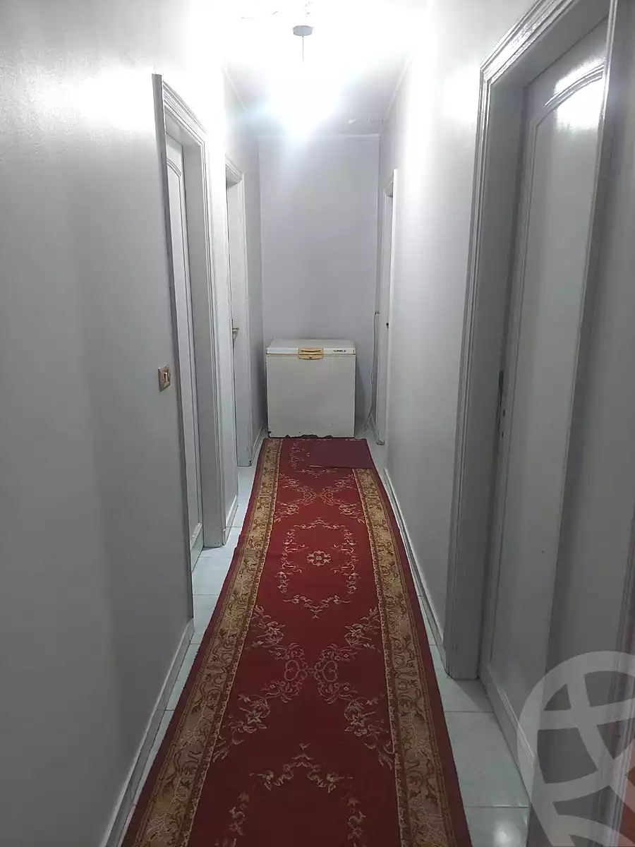 https://aqarmap.com.eg/ar/listing/7005228-for-sale-cairo-helwan-ahmed-enci-st