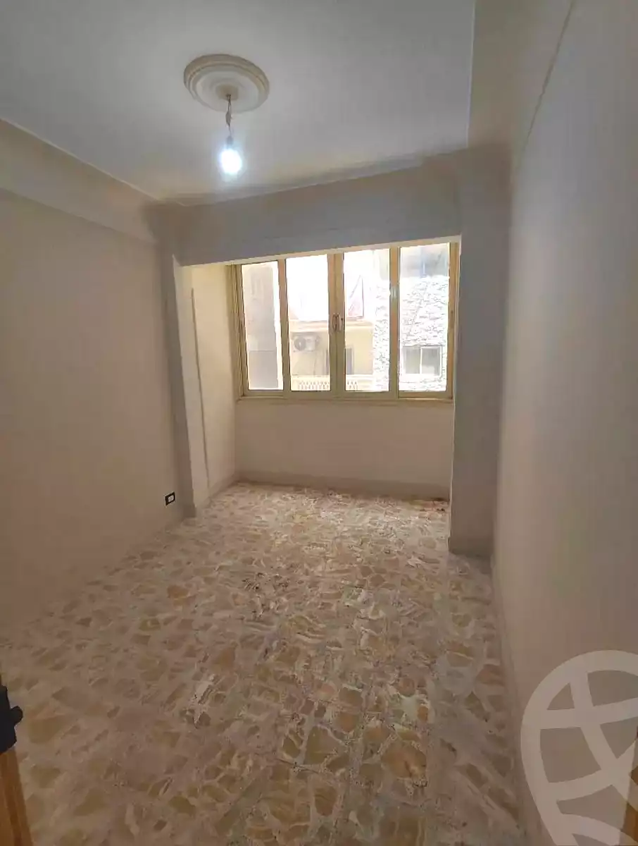 https://aqarmap.com.eg/ar/listing/7005319-for-sale-alexandria-sydy-bshr-sydy-bshr-bhry