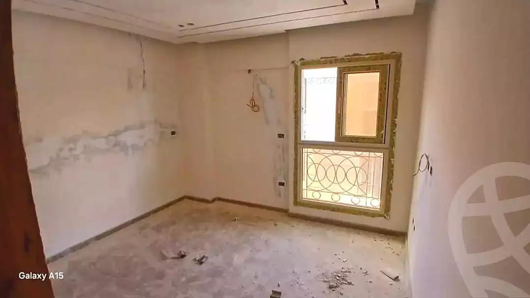 https://aqarmap.com.eg/en/listing/7005380-for-sale-alexandria-lsywf-gamila-city-compound