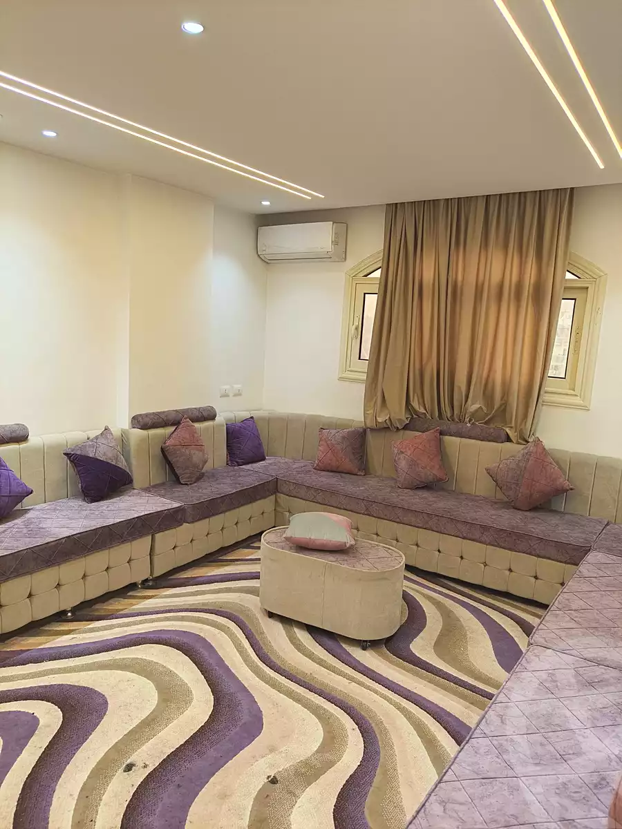 https://aqarmap.com.eg/ar/listing/7005424-for-rent-cairo-el-haram-shareaa-fatma-roshdy