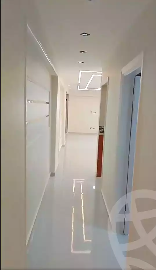 https://aqarmap.com.eg/ar/listing/7005512-for-sale-alexandria-sydy-bshr-sydy-bshr-bhry
