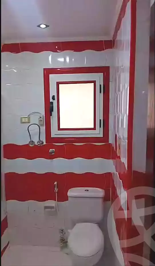 https://aqarmap.com.eg/ar/listing/7005600-for-sale-alexandria-sydy-bshr-sydy-bshr-bhry-street-15