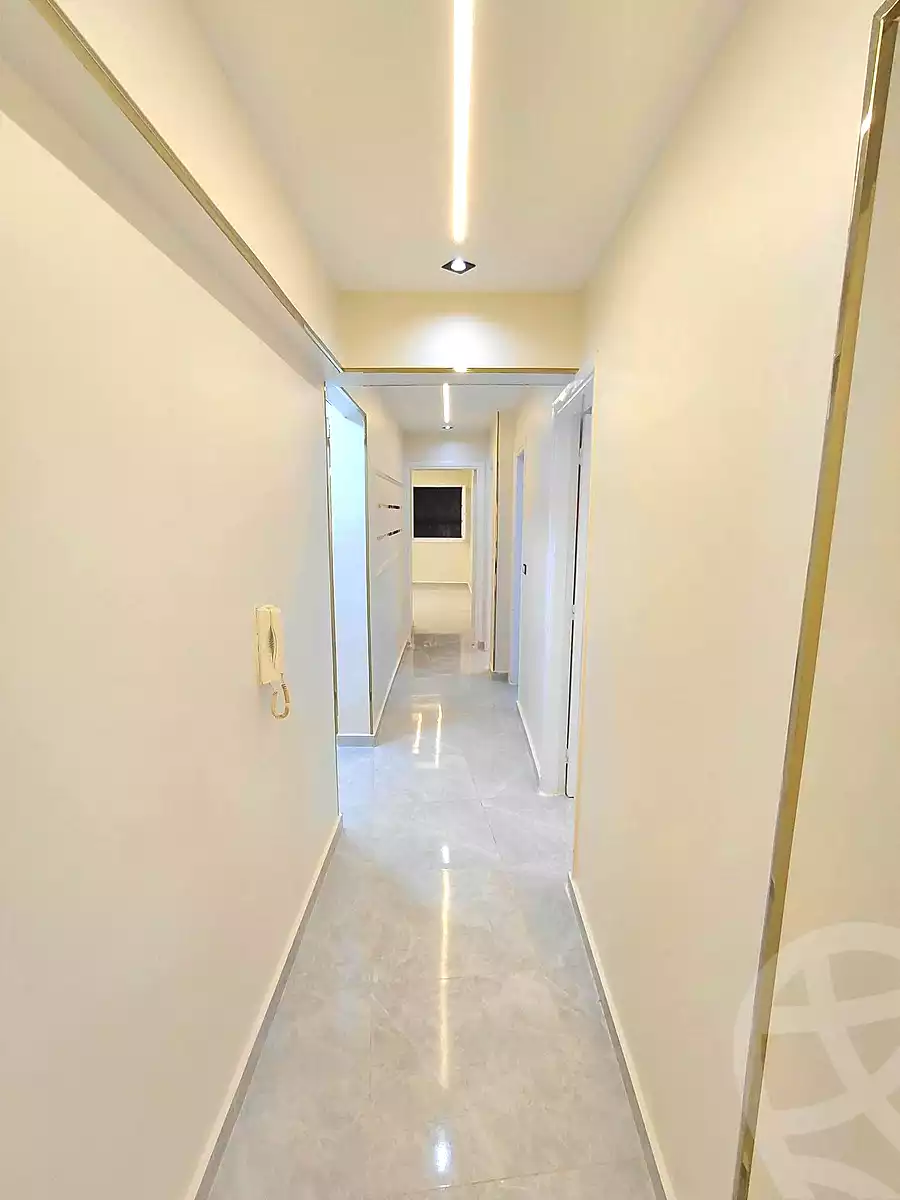 https://aqarmap.com.eg/ar/listing/7005656-for-sale-alexandria-miami-mahmoud-el-isawy-st