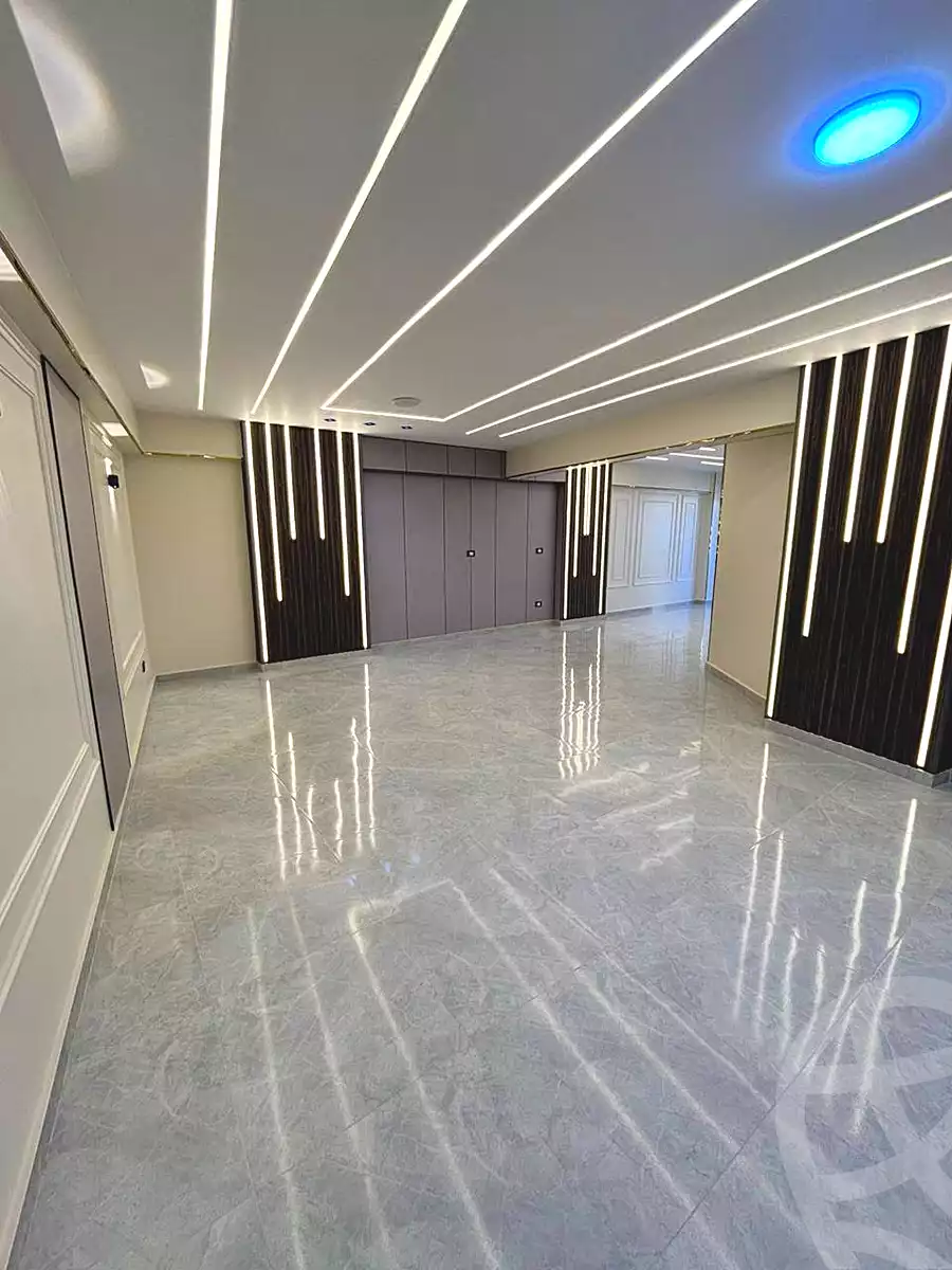 https://aqarmap.com.eg/ar/listing/7005679-for-sale-alexandria-miami-mahmoud-el-isawy-st