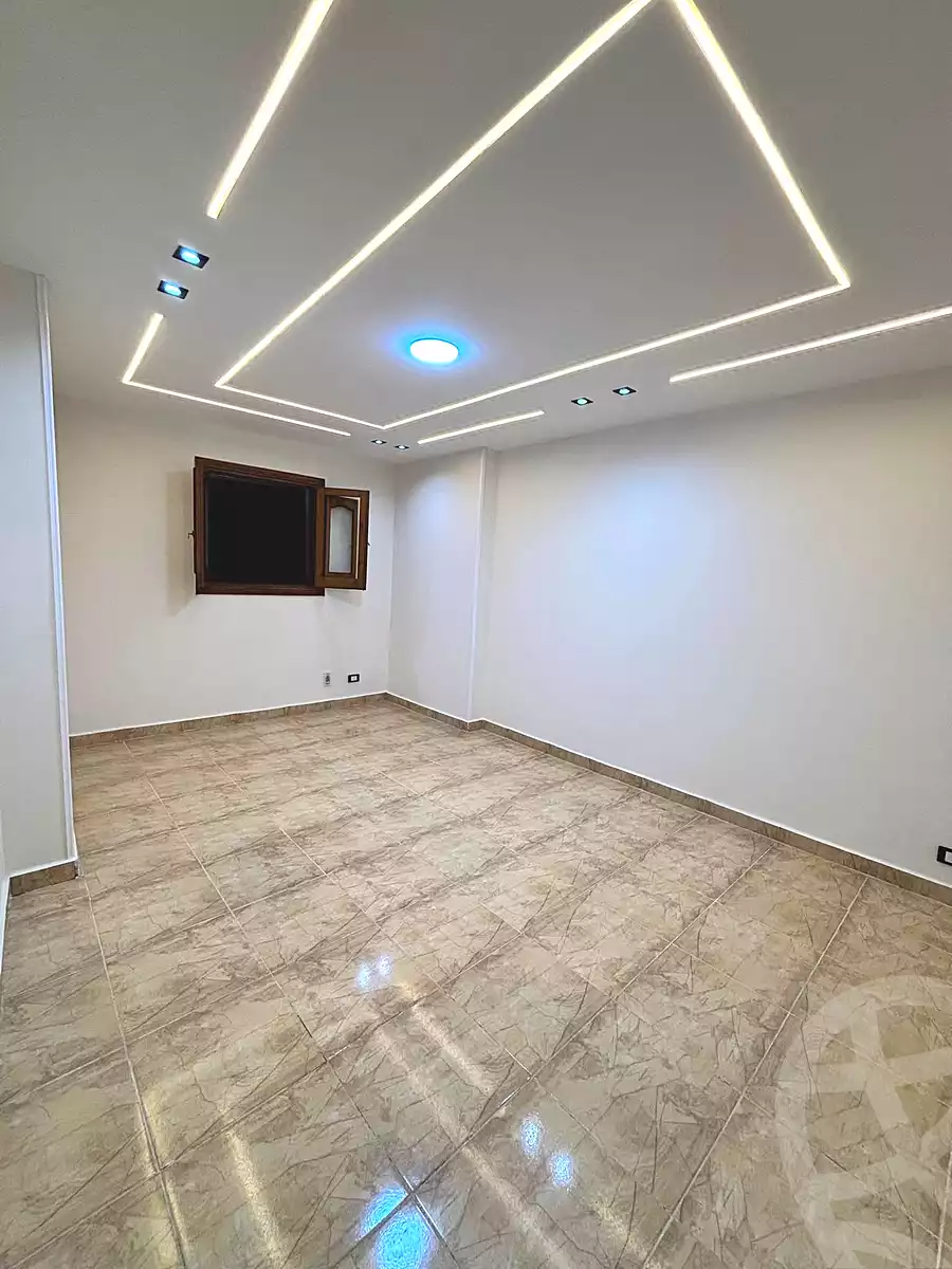 https://aqarmap.com.eg/ar/listing/7005787-for-sale-alexandria-sydy-bshr-sydy-bshr-bhry-shr-mhmwd-l-yswy
