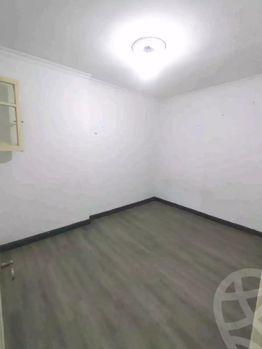 https://aqarmap.com.eg/ar/listing/7006008-for-sale-alexandria-sydy-bshr-sydy-bshr-bhry-gamal-abd-el-nasir-st