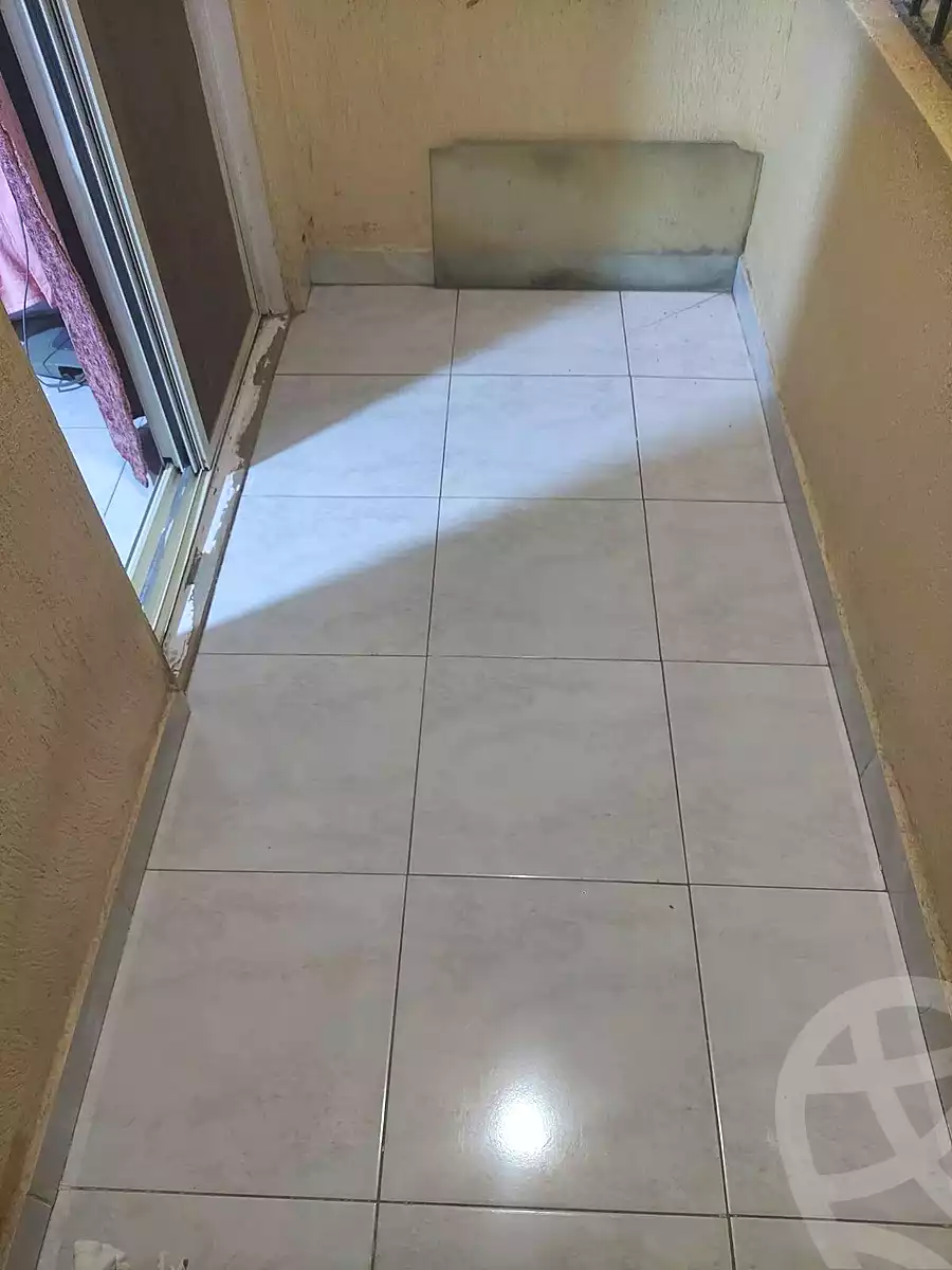 https://aqarmap.com.eg/en/listing/7006267-for-sale-cairo-helwan-ahmed-enci-st