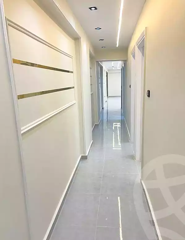 https://aqarmap.com.eg/ar/listing/7006302-for-sale-alexandria-sydy-bshr-sydy-bshr-bhry-amr-el-nogomy-st