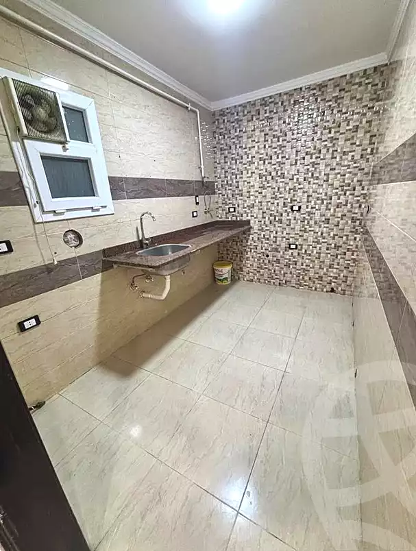 https://aqarmap.com.eg/ar/listing/7006306-for-sale-alexandria-sydy-bshr-sydy-bshr-bhry