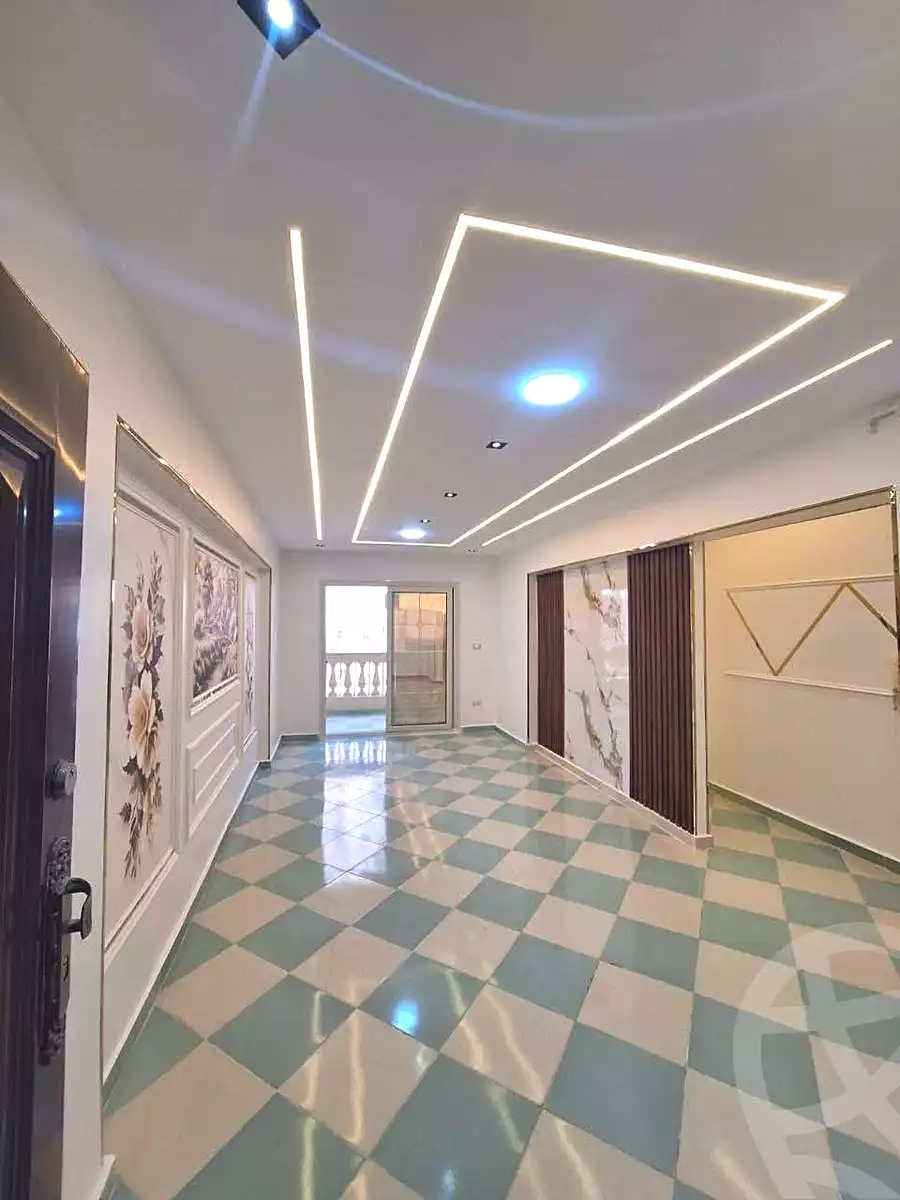https://aqarmap.com.eg/ar/listing/7006445-for-sale-alexandria-miami-khld-bn-lwlyd