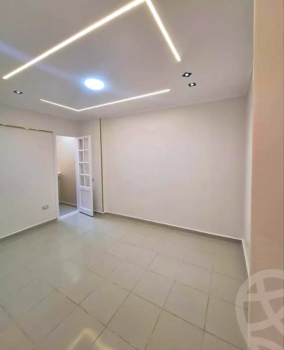https://aqarmap.com.eg/en/listing/7006672-for-sale-alexandria-sydy-bshr-sydy-bshr-bhry