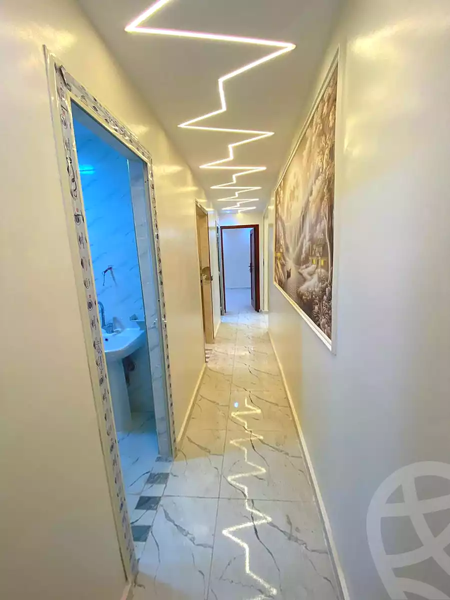 https://aqarmap.com.eg/ar/listing/7006800-for-sale-cairo-elnozha-Streettt-27