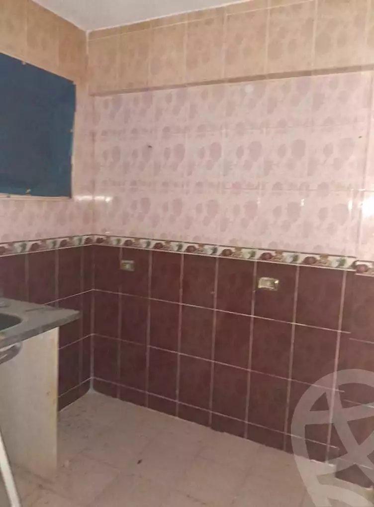 https://aqarmap.com.eg/ar/listing/7006929-for-sale-alexandria-al-agamy-el-hanouvel-el-salam-st