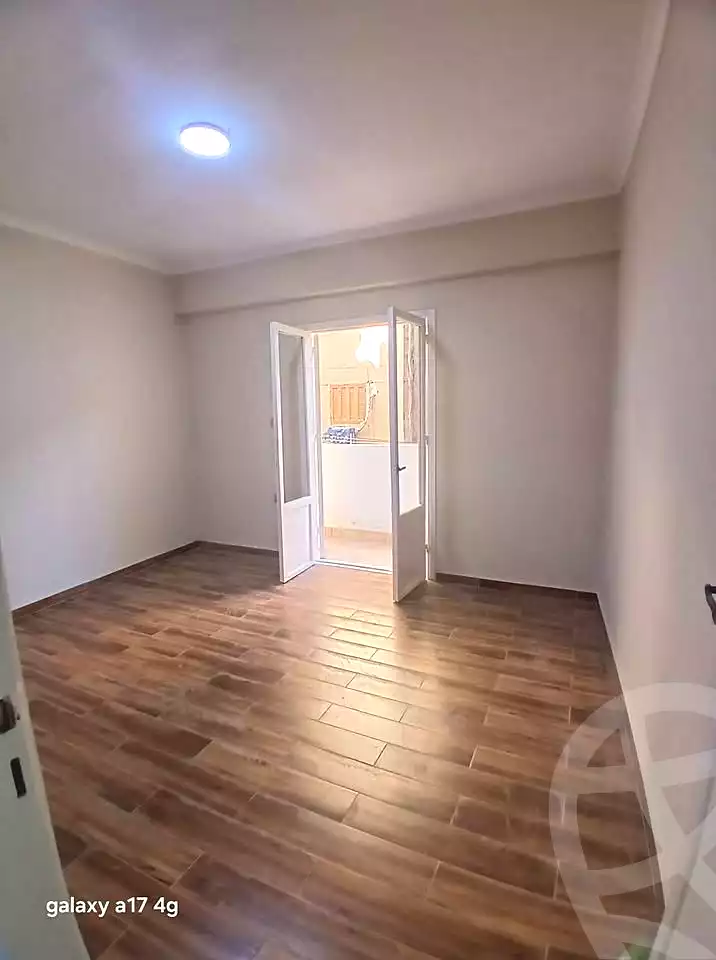 https://aqarmap.com.eg/en/listing/7007137-for-sale-alexandria-el-asafra-ahmed-tiesser-st