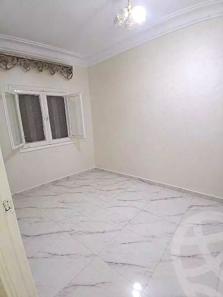 https://aqarmap.com.eg/ar/listing/7007141-for-sale-alexandria-al-agamy-lbytsh-el-bostan-st