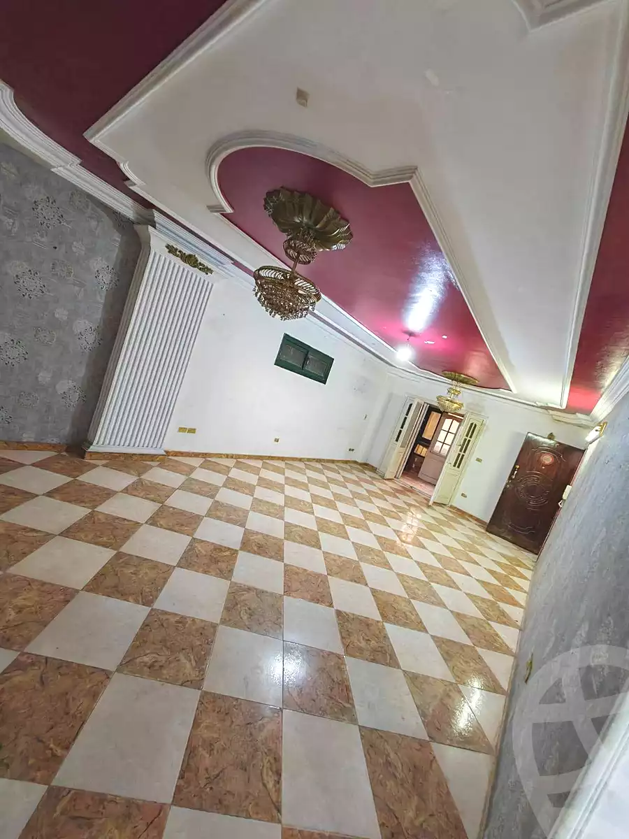 https://aqarmap.com.eg/ar/listing/7007421-for-sale-cairo-helwan-helwan-el-sharkeya-khesro-basha-st
