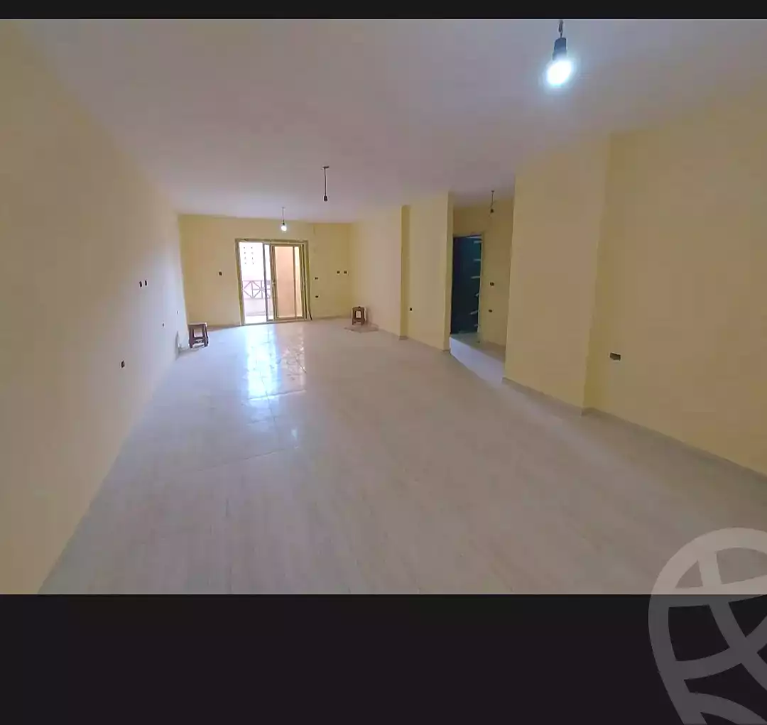 https://aqarmap.com.eg/ar/listing/7007525-for-sale-alexandria-al-agamy-lbytsh-bianchiii