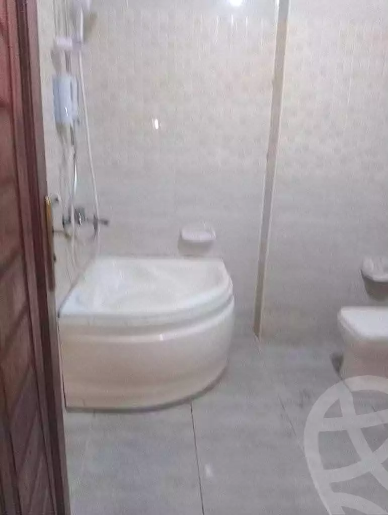 https://aqarmap.com.eg/ar/listing/7007551-for-rent-cairo-faisal-el-matbeaa-amr-ibn-al-aas-st