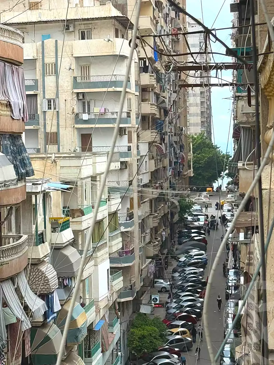 https://aqarmap.com.eg/ar/listing/7007709-for-sale-alexandria-sydy-bshr-sydy-bshr-bhry-street-16