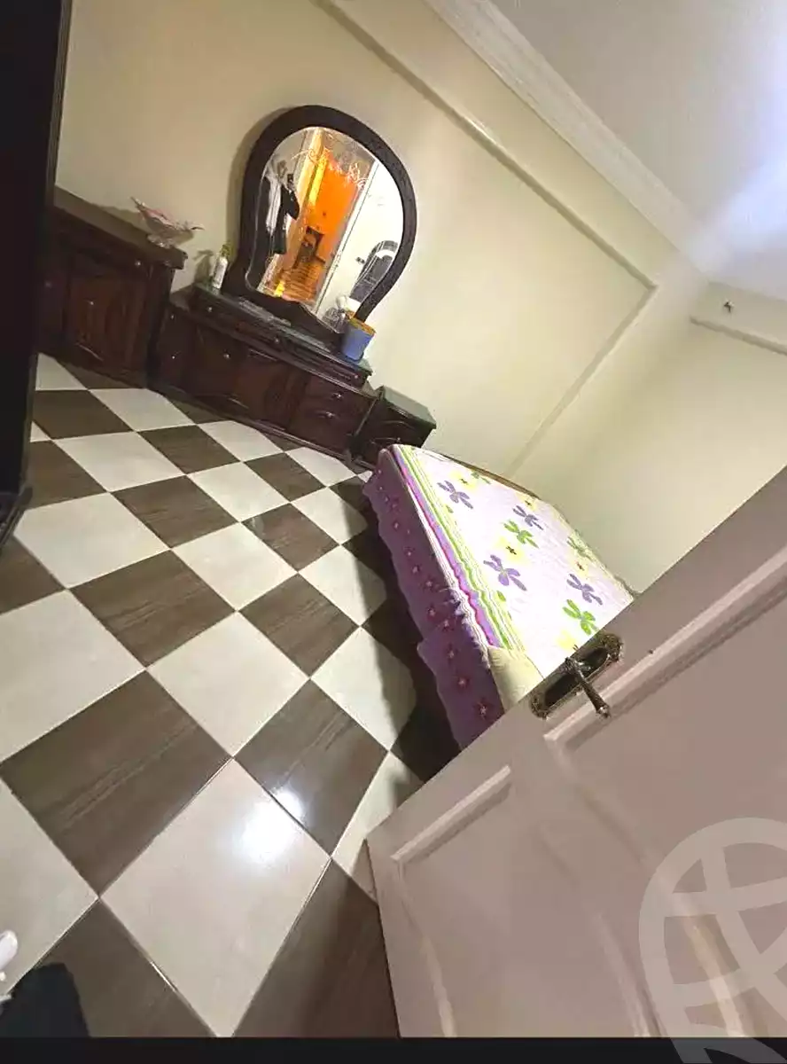 https://aqarmap.com.eg/ar/listing/7007760-for-sale-alexandria-sydy-bshr-sydy-bshr-bhry