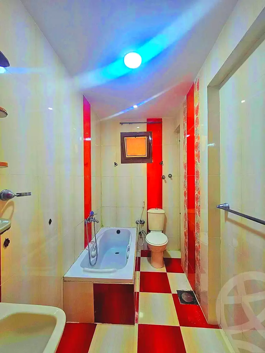 https://aqarmap.com.eg/ar/listing/7007812-for-sale-alexandria-sydy-bshr-sydy-bshr-bhry-shr-mhmwd-l-yswy
