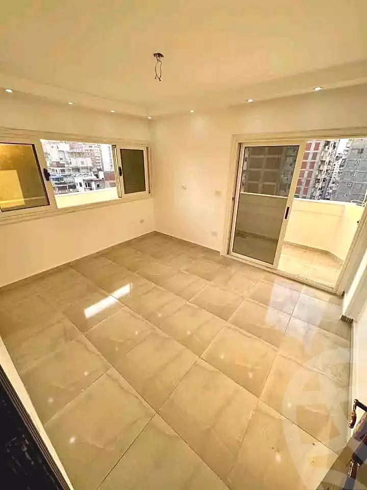 https://aqarmap.com.eg/ar/listing/7007908-for-sale-alexandria-sydy-bshr-sydy-bshr-bhry-gamal-abd-el-nasir-st
