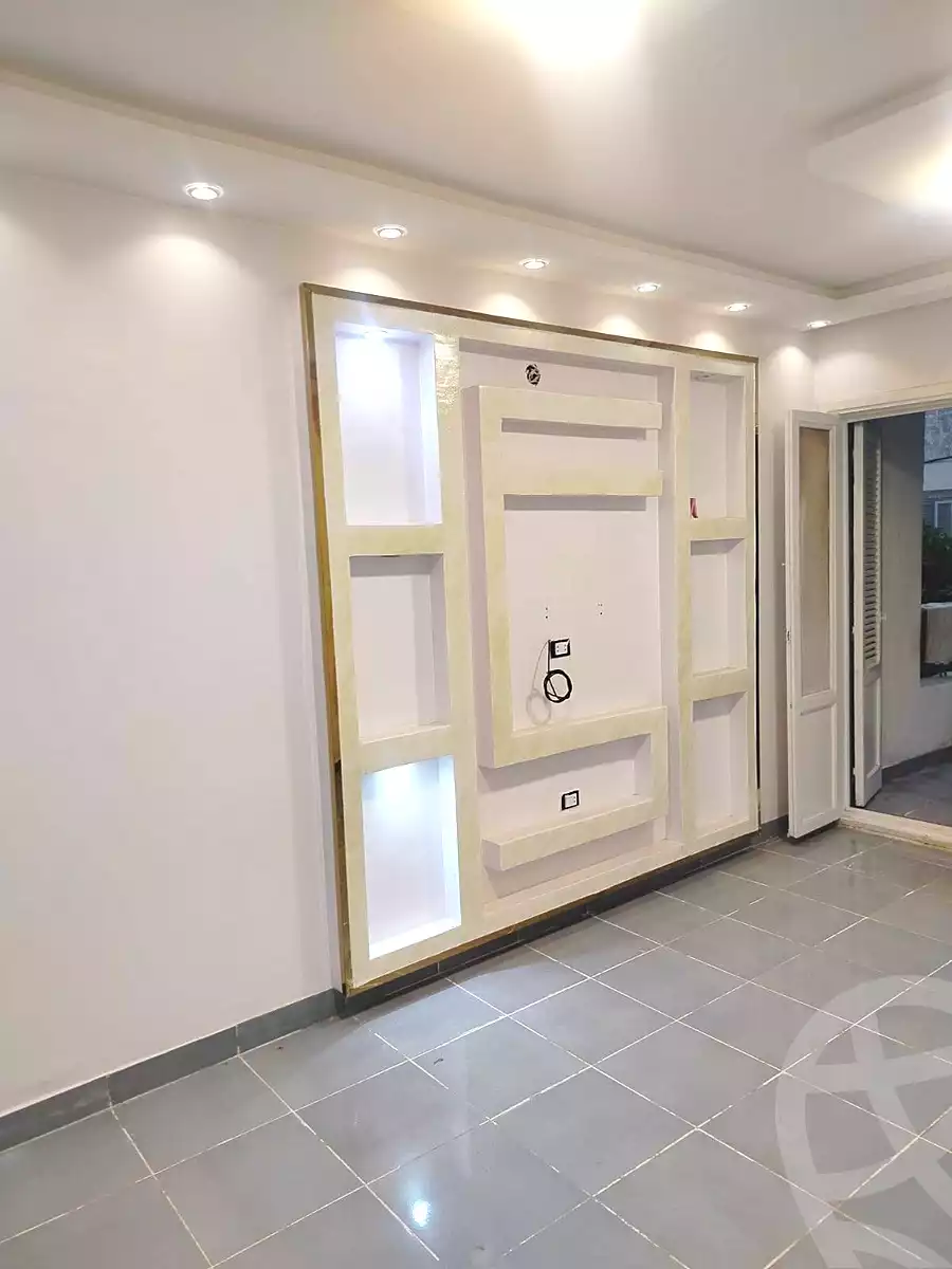 https://aqarmap.com.eg/ar/listing/7007920-for-rent-alexandria-al-agamy-lbytsh-al-andalous-wa-al-hgaz-st