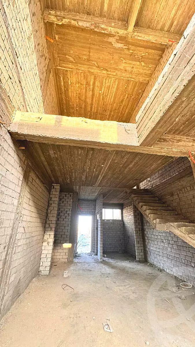https://aqarmap.com.eg/en/listing/6927550-for-sale-cairo-el-sheikh-zayed-city-lshykh-zyd-ljdyd-prive-gates