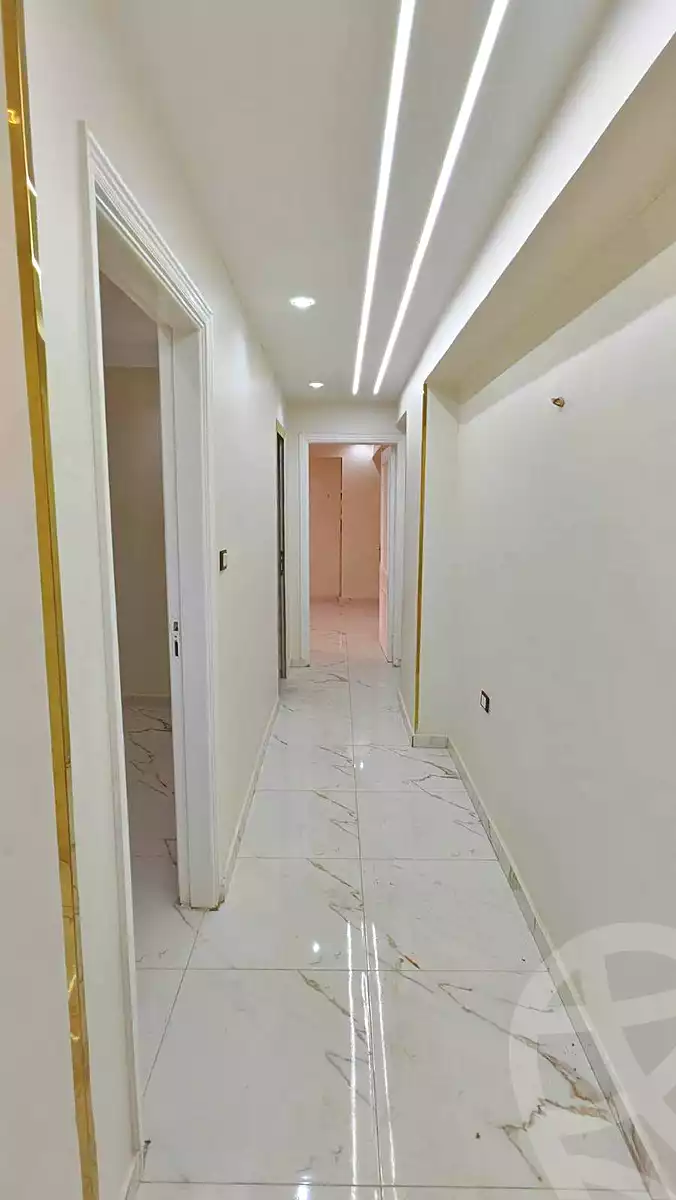 https://aqarmap.com.eg/ar/listing/7008105-for-rent-cairo-helwan-mostafa-fahmy-st