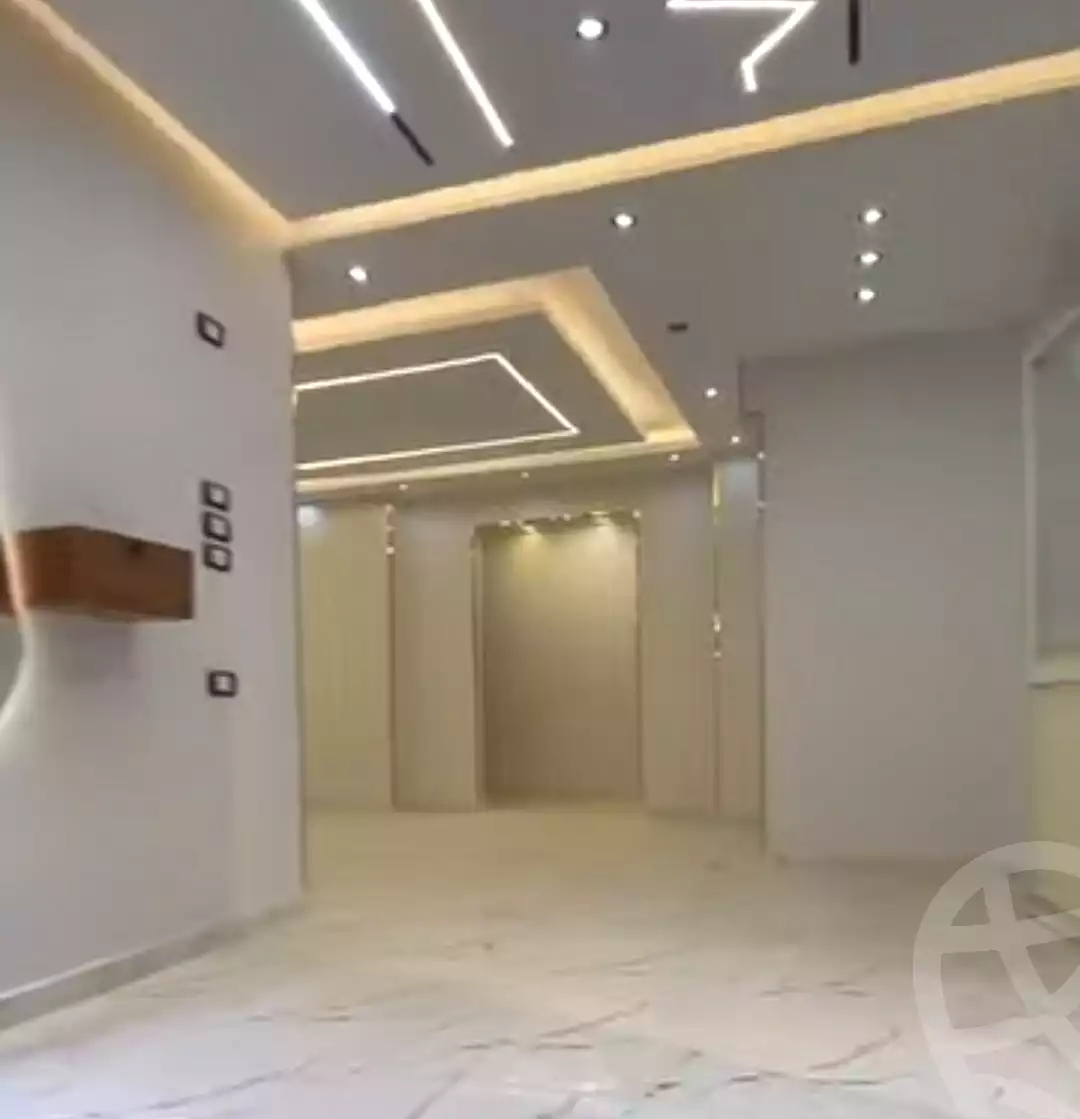 https://aqarmap.com.eg/ar/listing/7008107-for-sale-cairo-elnozha-Streettt-27