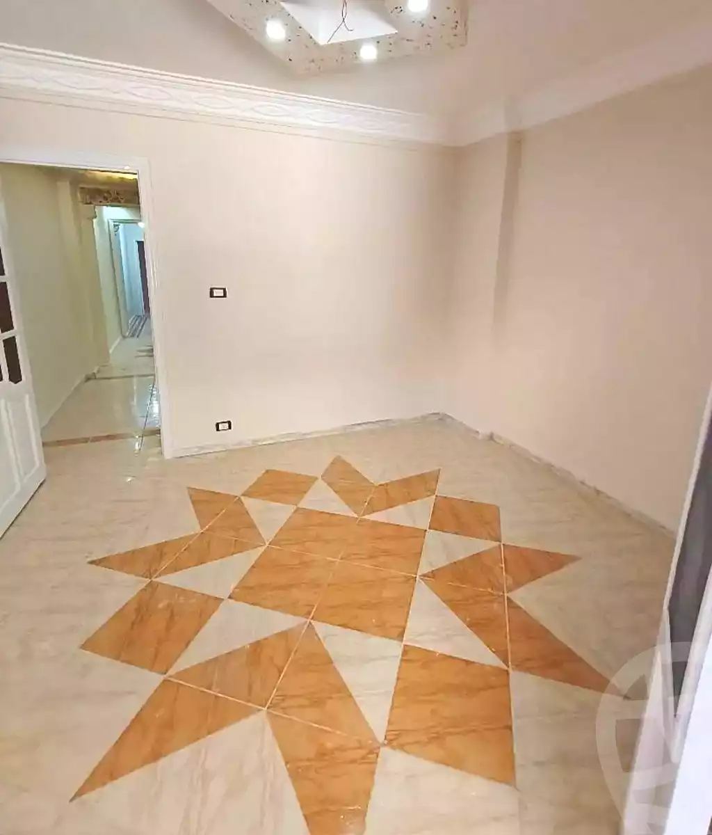 https://aqarmap.com.eg/en/listing/7008361-for-sale-alexandria-lsywf-el-falki