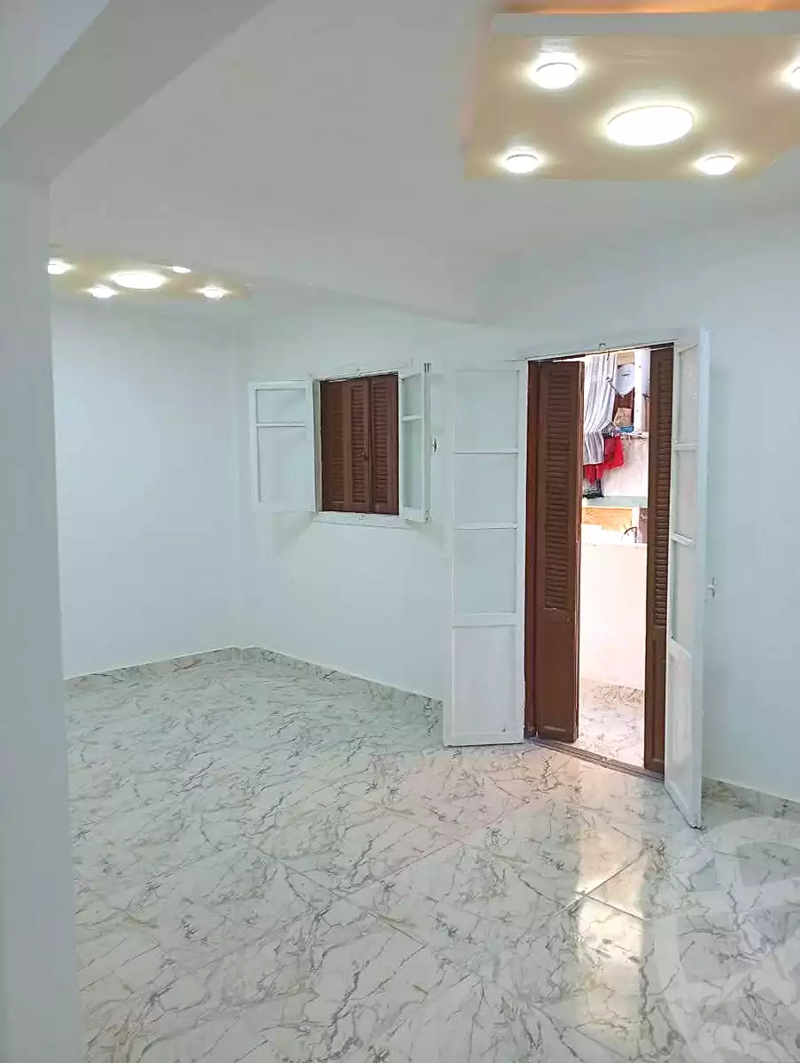 https://aqarmap.com.eg/en/listing/7008419-for-sale-alexandria-sydy-bshr-sydy-bshr-qbly-lamai-st