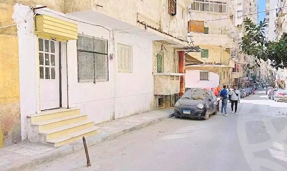 https://aqarmap.com.eg/ar/listing/7008454-for-rent-alexandria-miami-el-sebaey-st