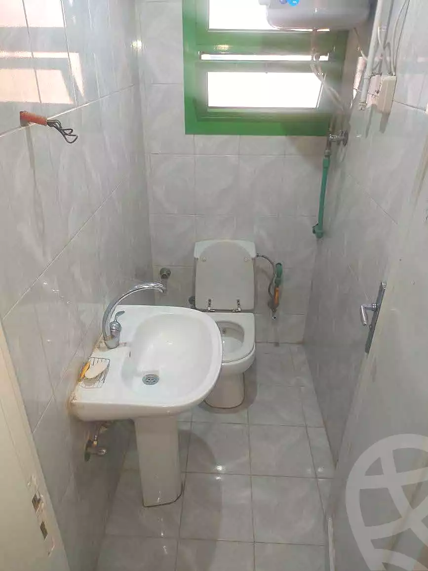 https://aqarmap.com.eg/ar/listing/7008474-for-sale-cairo-helwan-sherif-st