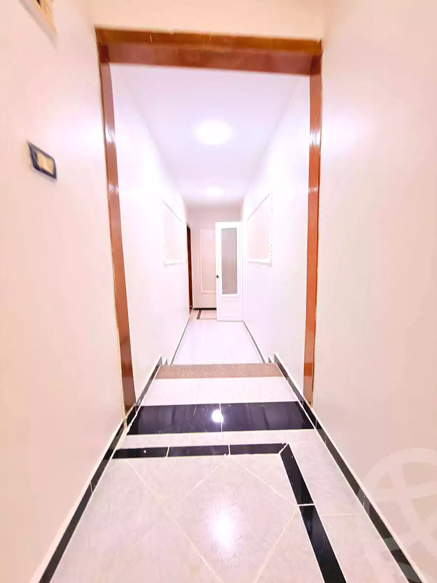 https://aqarmap.com.eg/ar/listing/7008895-for-sale-alexandria-al-agamy-shataa-el-nakheel