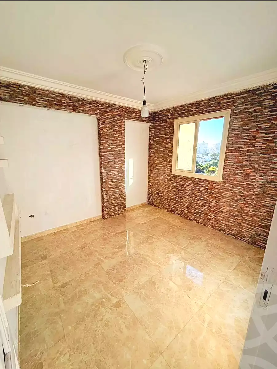 https://aqarmap.com.eg/en/listing/7008907-for-sale-alexandria-al-agamy-lbytsh-el-hanafeya-st