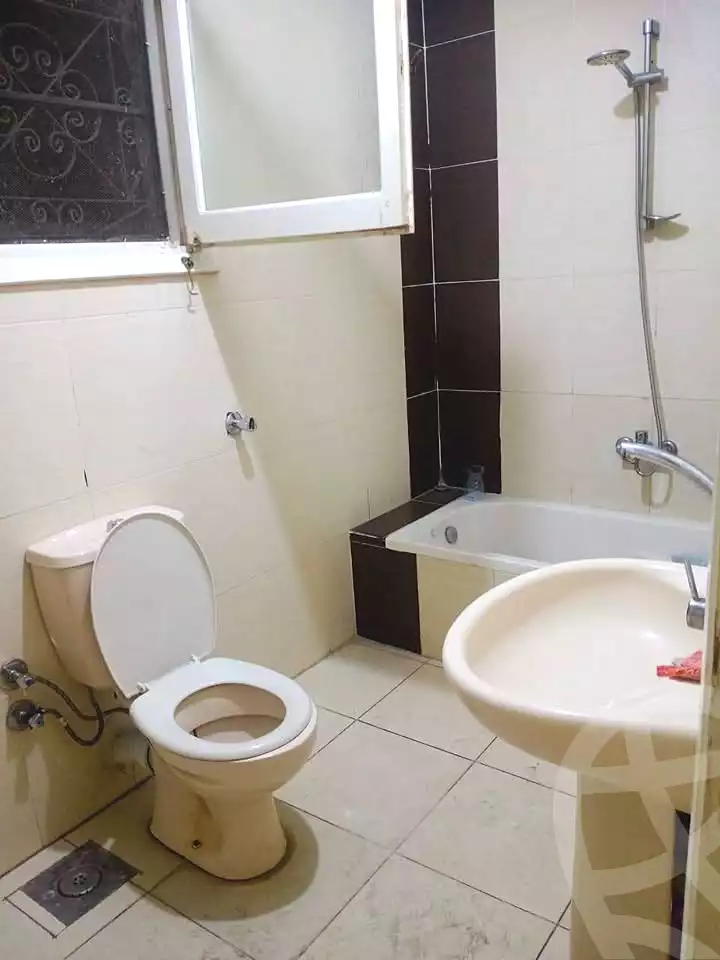 https://aqarmap.com.eg/en/listing/7008963-for-rent-alexandria-miami-el-arman-st
