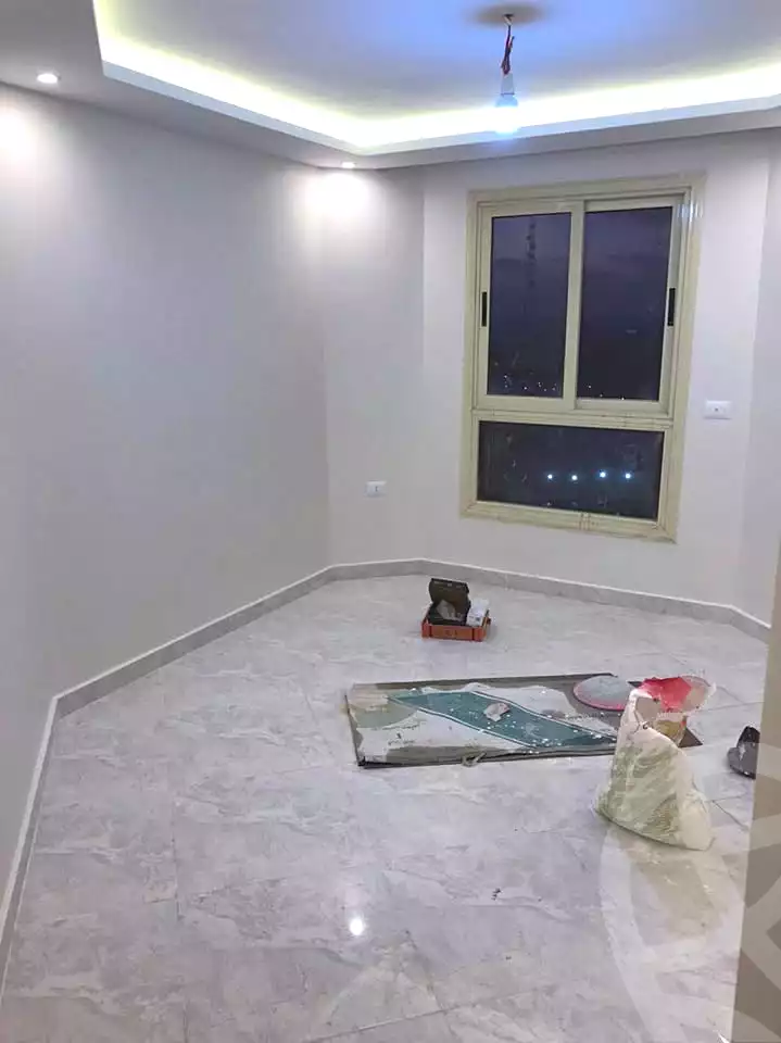 https://aqarmap.com.eg/en/listing/7009236-for-rent-alexandria-el-montazah-compounds-in-el-montazah-royal-plaza-compound-al-halawany