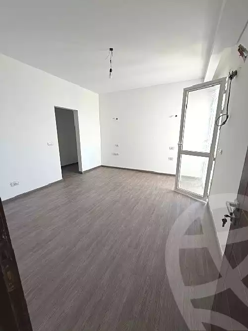 https://aqarmap.com.eg/ar/listing/7009722-for-sale-north-coast-new-alamein-mntj-t-l-lmyn-ljdyd-kmbwnd-mzryn