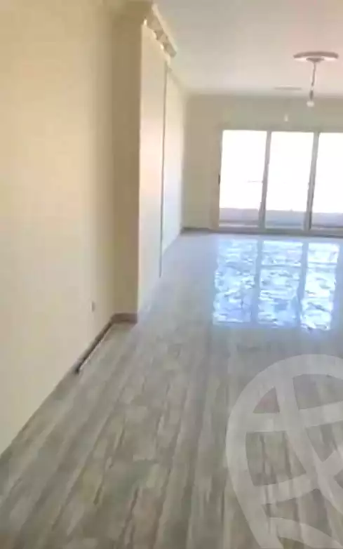https://aqarmap.com.eg/ar/listing/7009923-for-rent-alexandria-moharram-bey