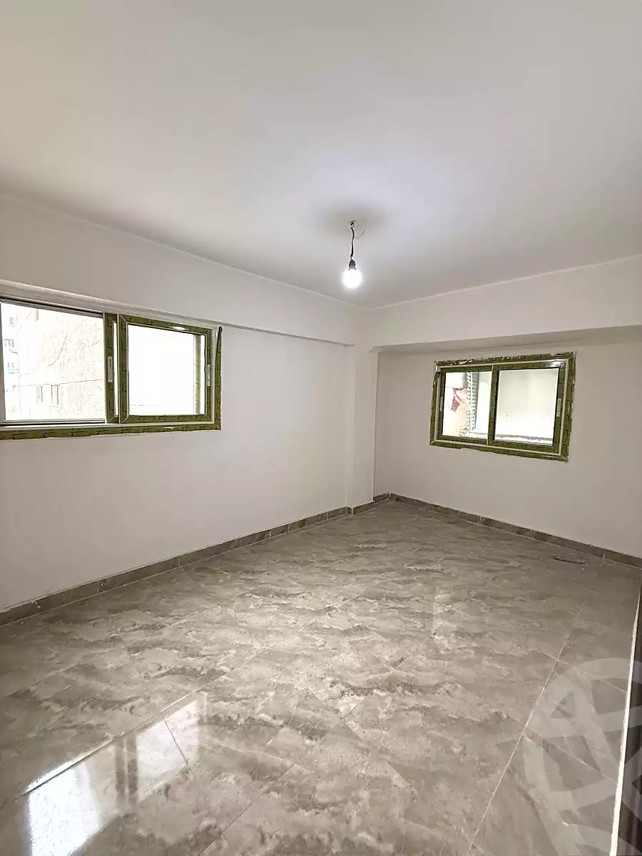 https://aqarmap.com.eg/ar/listing/7009982-for-sale-alexandria-sydy-bshr-sydy-bshr-bhry-street-16