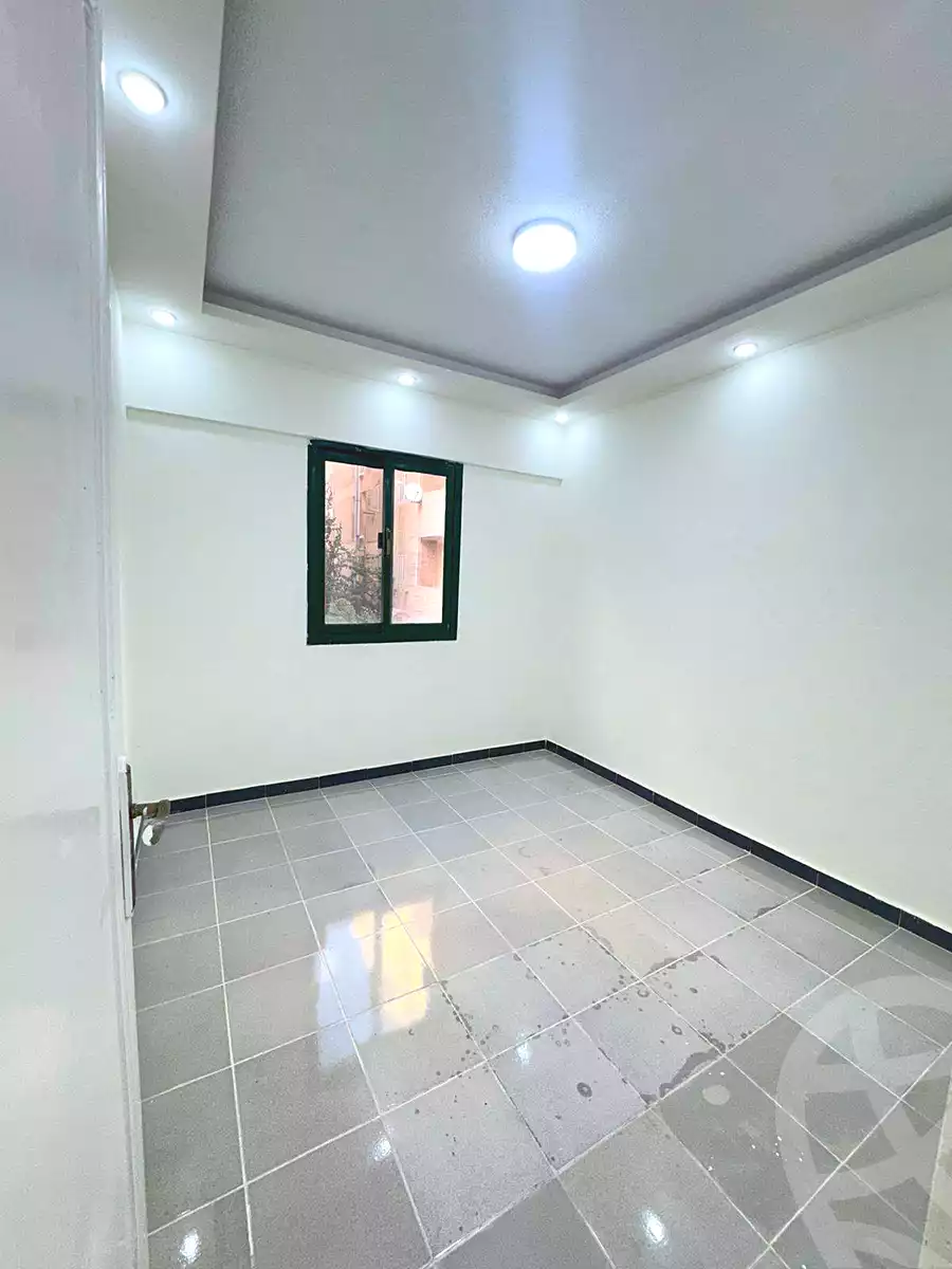 https://aqarmap.com.eg/ar/listing/7010147-for-sale-alexandria-al-agamy-shataa-el-nakheel