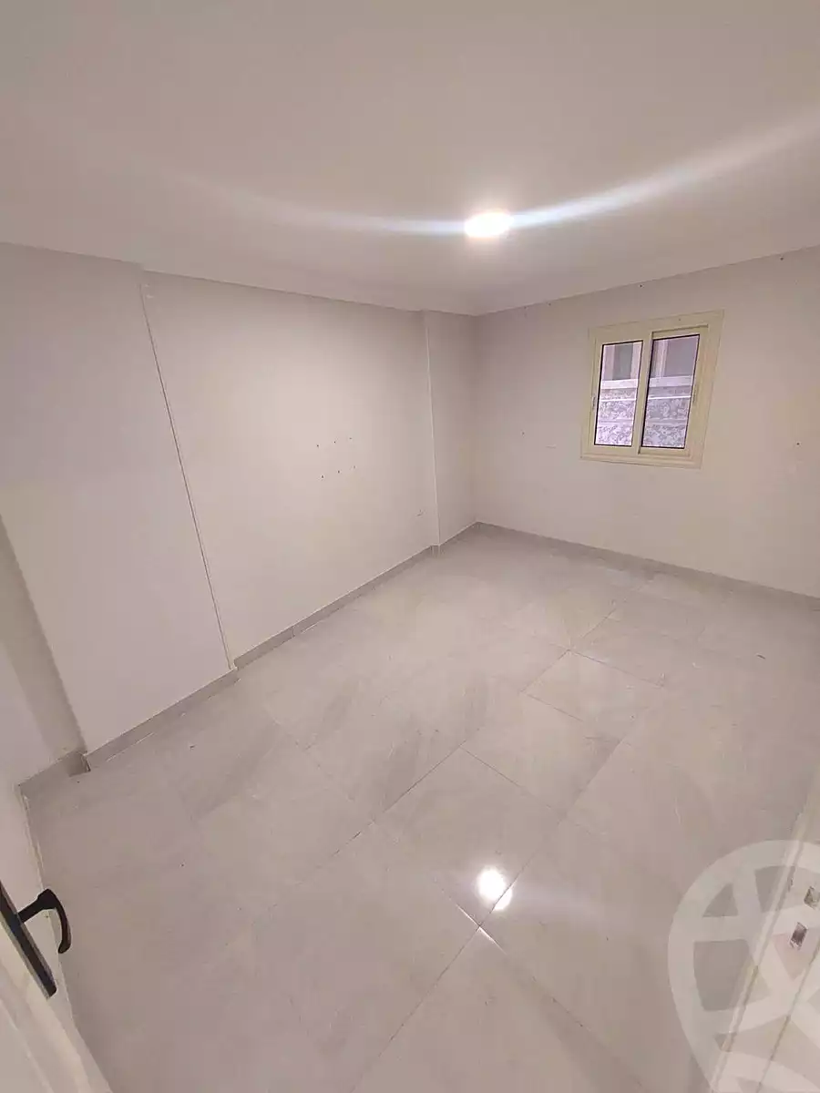 https://aqarmap.com.eg/en/listing/7010194-for-rent-alexandria-sydy-bshr