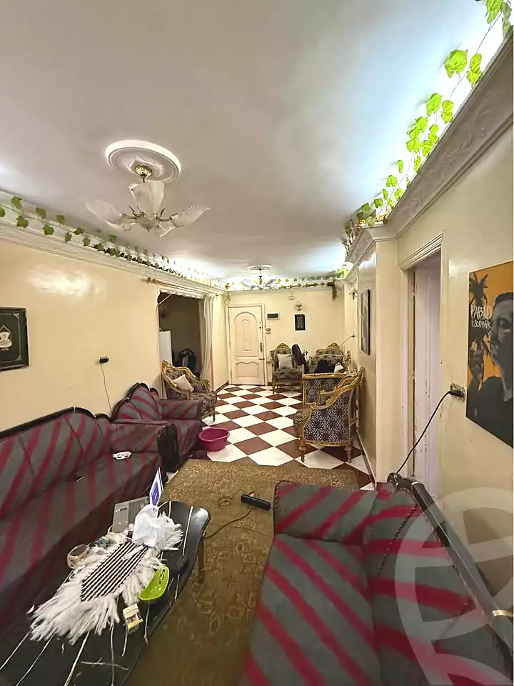 https://aqarmap.com.eg/en/listing/7010220-for-sale-alexandria-miami-tabarak-mosque-st