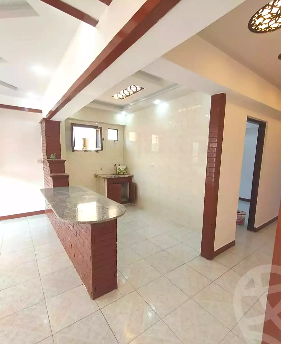 https://aqarmap.com.eg/ar/listing/7010244-for-sale-alexandria-al-agamy-shataa-el-nakheel