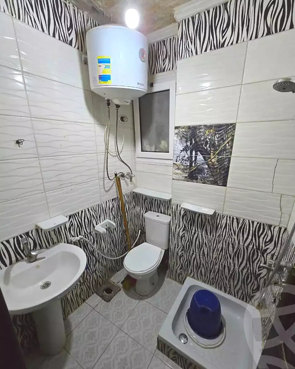 https://aqarmap.com.eg/ar/listing/7010328-for-sale-alexandria-miami-ahmed-hamdy-st