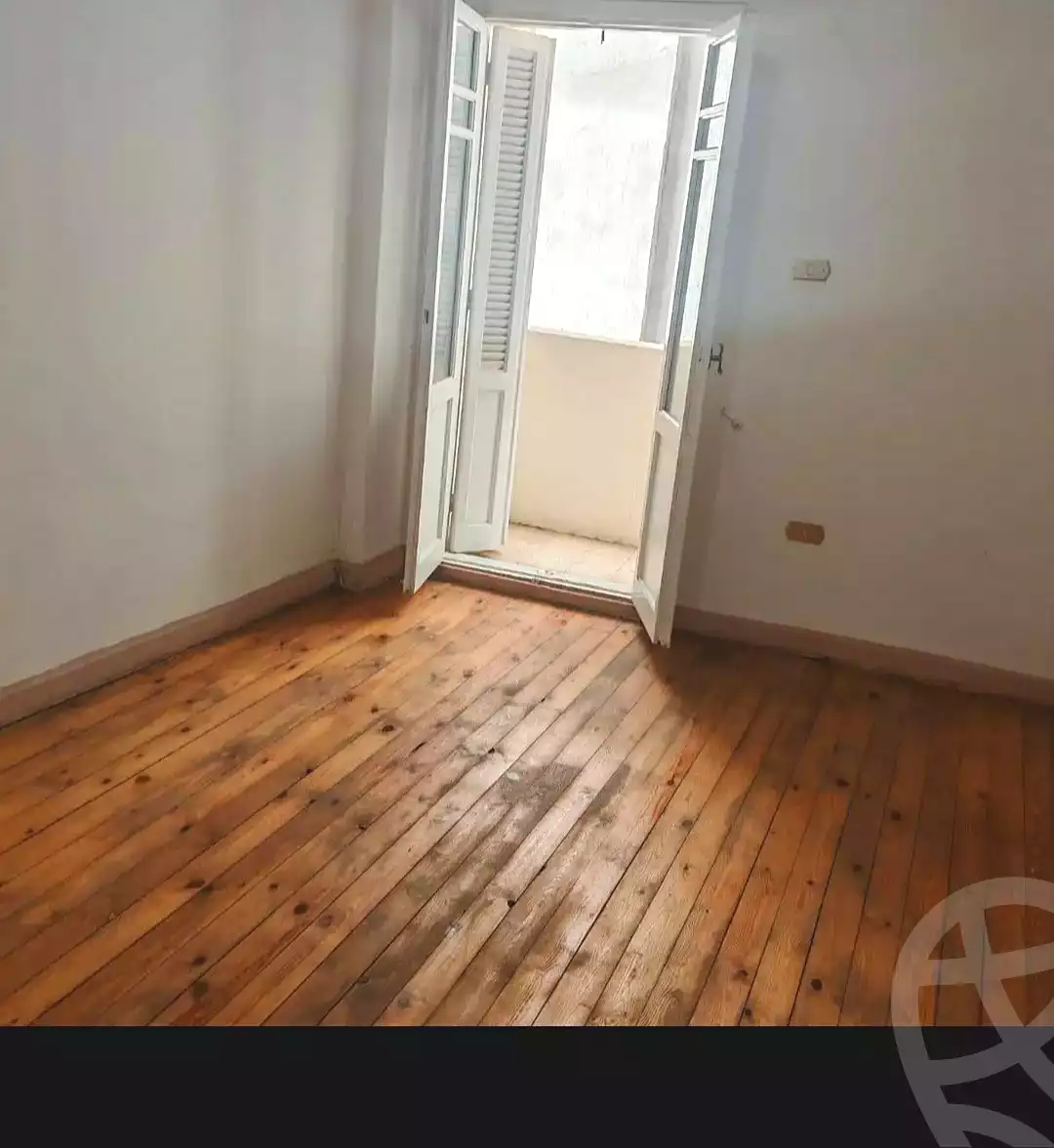 https://aqarmap.com.eg/en/listing/7010423-for-rent-alexandria-fyktwry-momtaz-basha-st