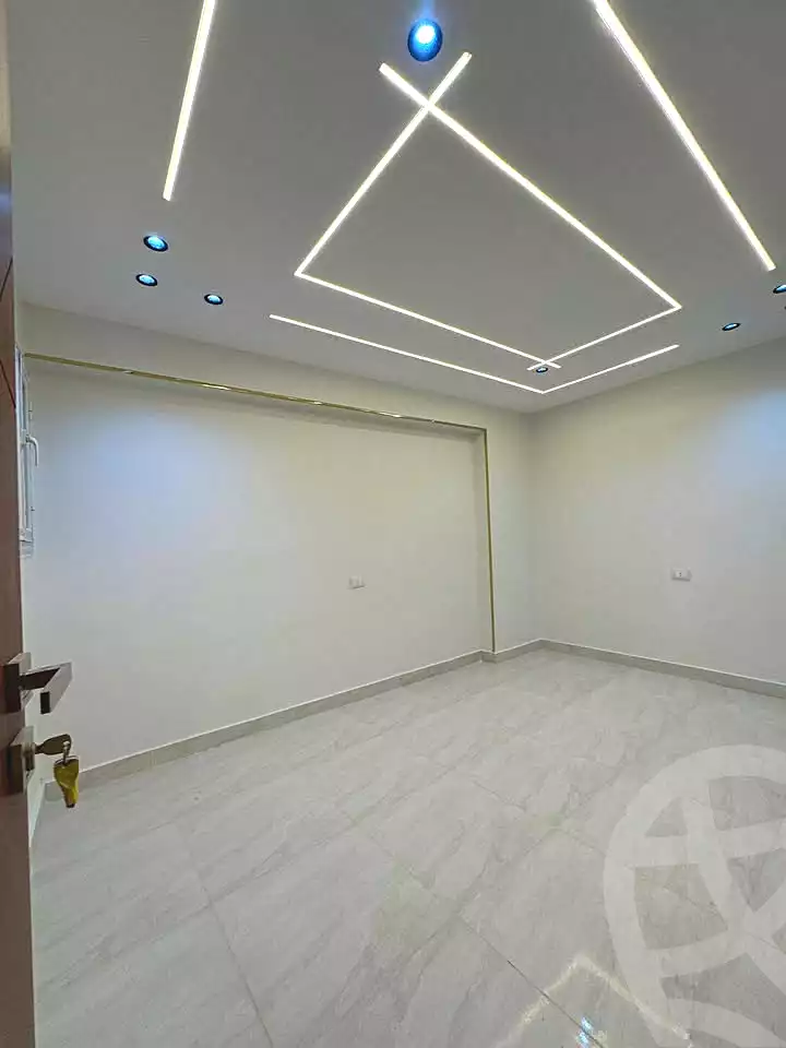 https://aqarmap.com.eg/ar/listing/7010454-for-sale-cairo-elnozha-Streettt-27