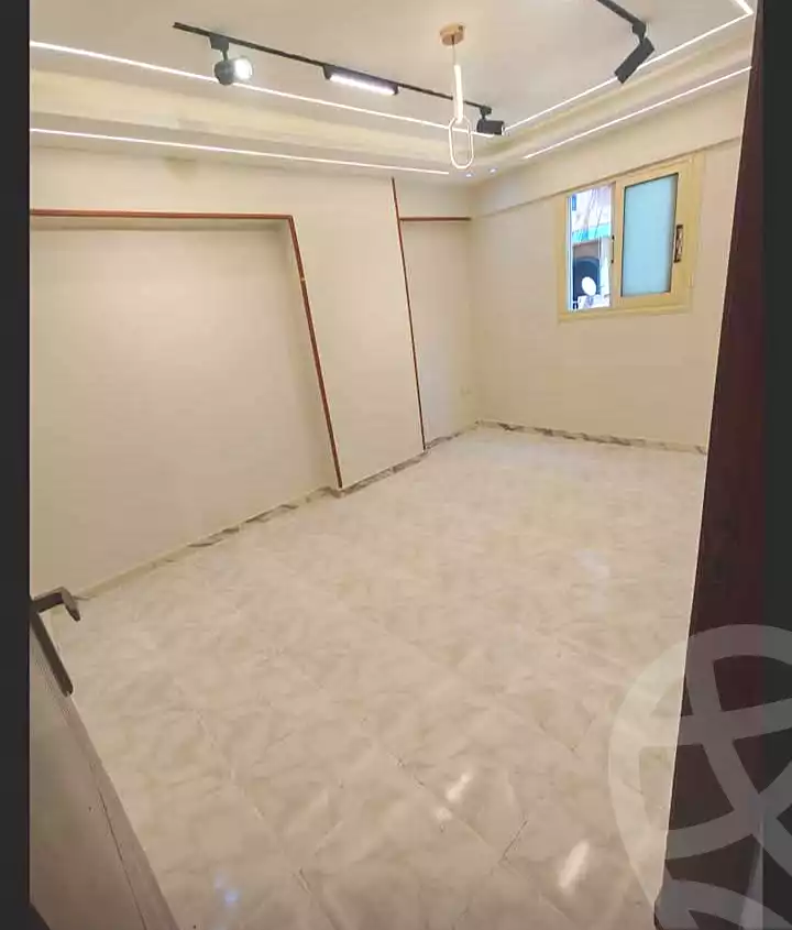 https://aqarmap.com.eg/ar/listing/7010973-for-sale-alexandria-al-agamy-el-hanouvel-kasr-al-quiri-st-1